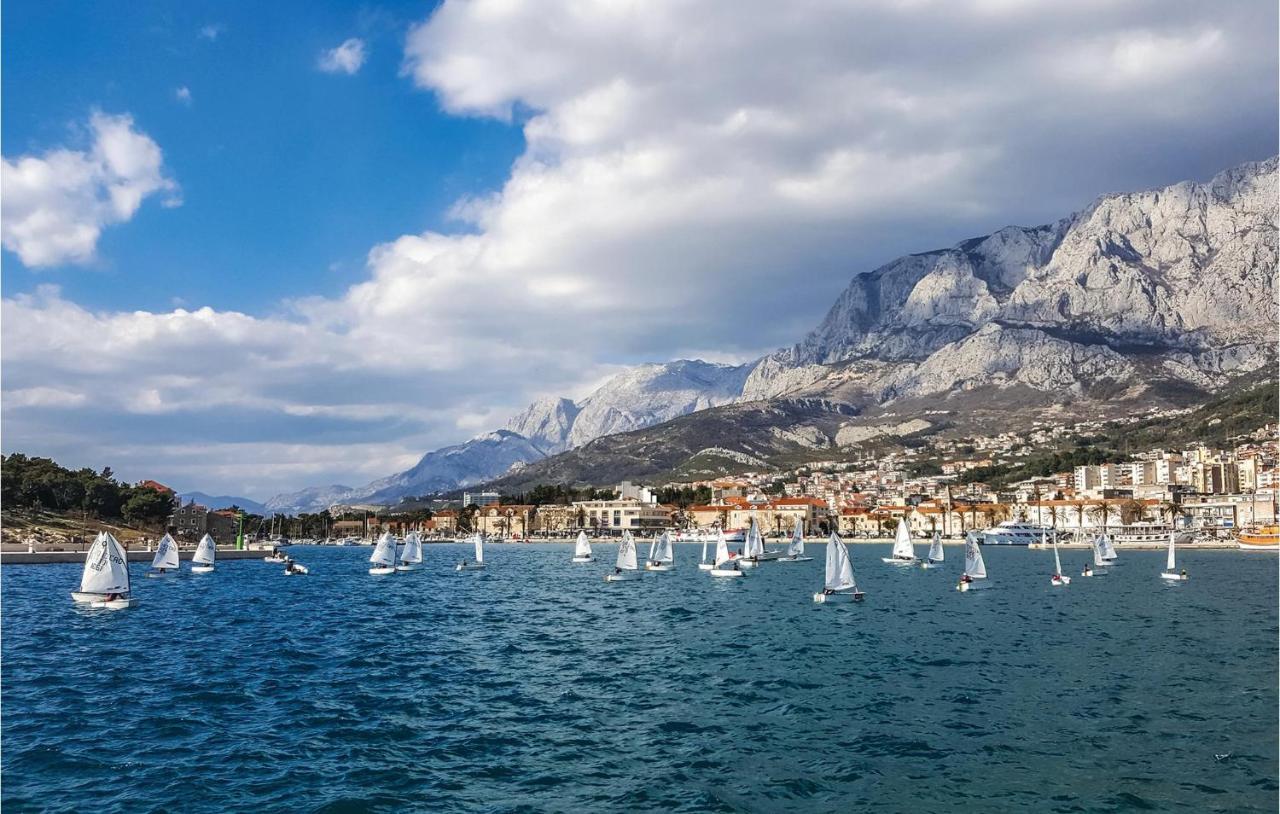 Holiday home Beautiful In With Wifi Makarska